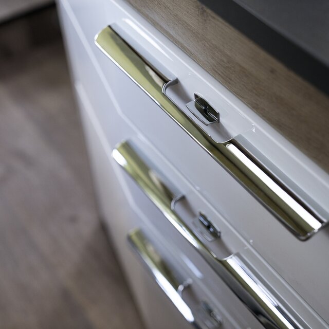 Drawer door handles on the HYMER Exsis 580 Pure