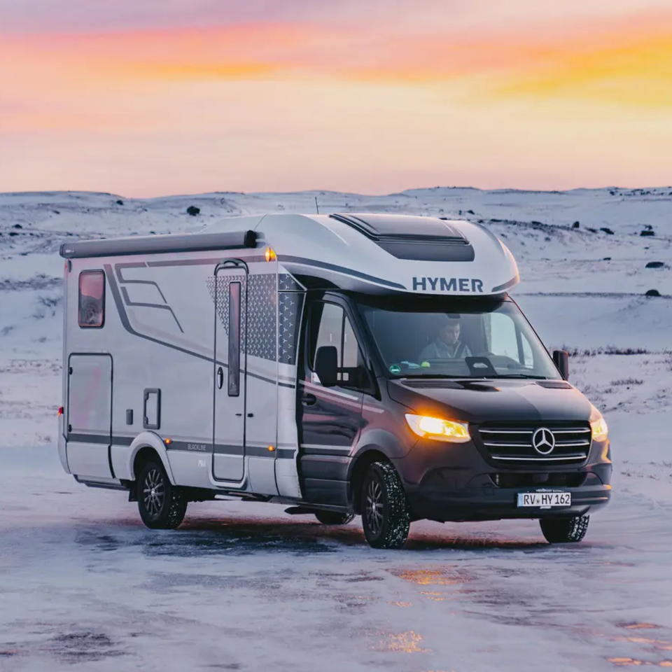 HYMER B-MC T BlackLine standing in a frozen landscape